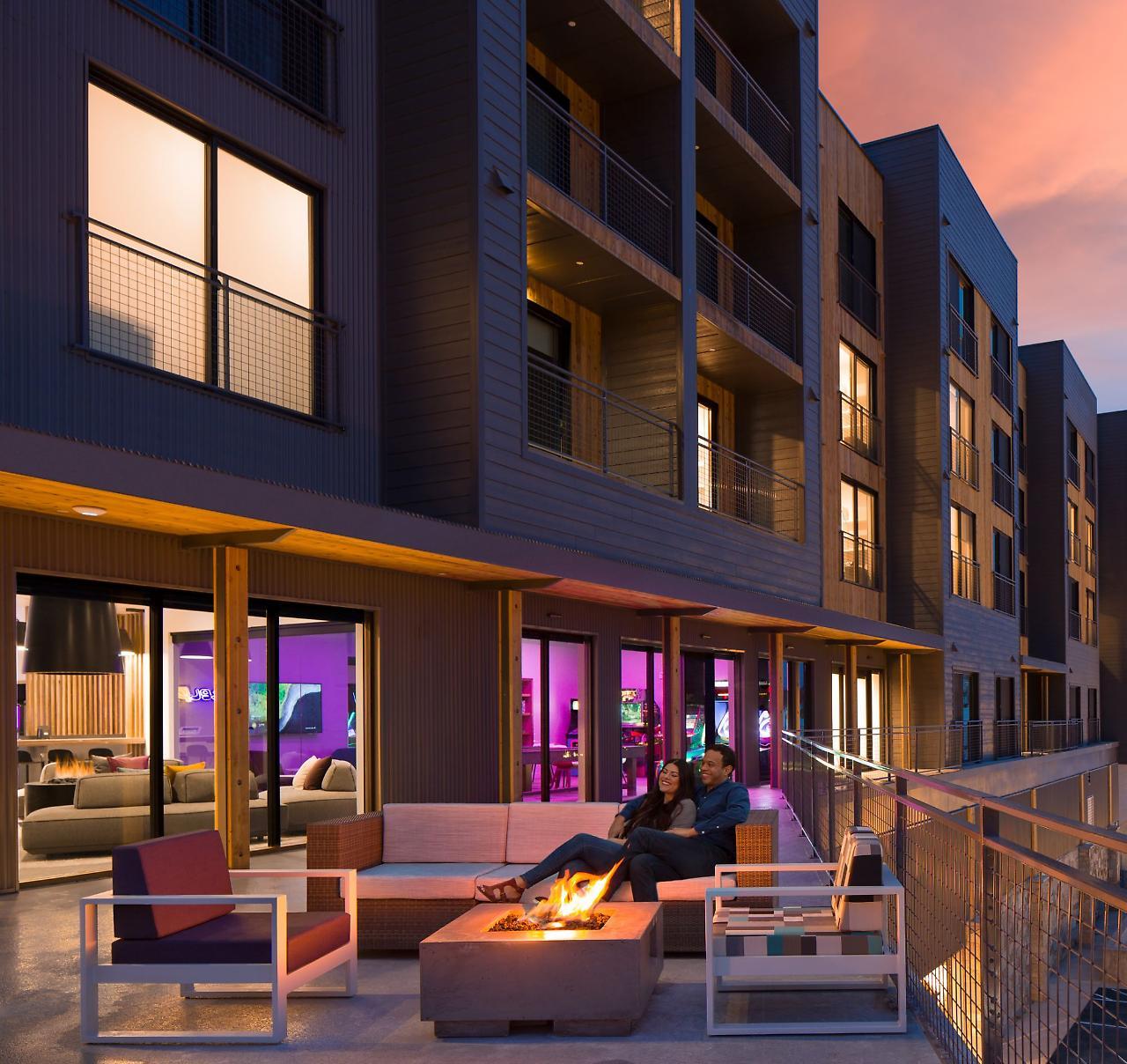 Yotelpad Park City Exteriör bild